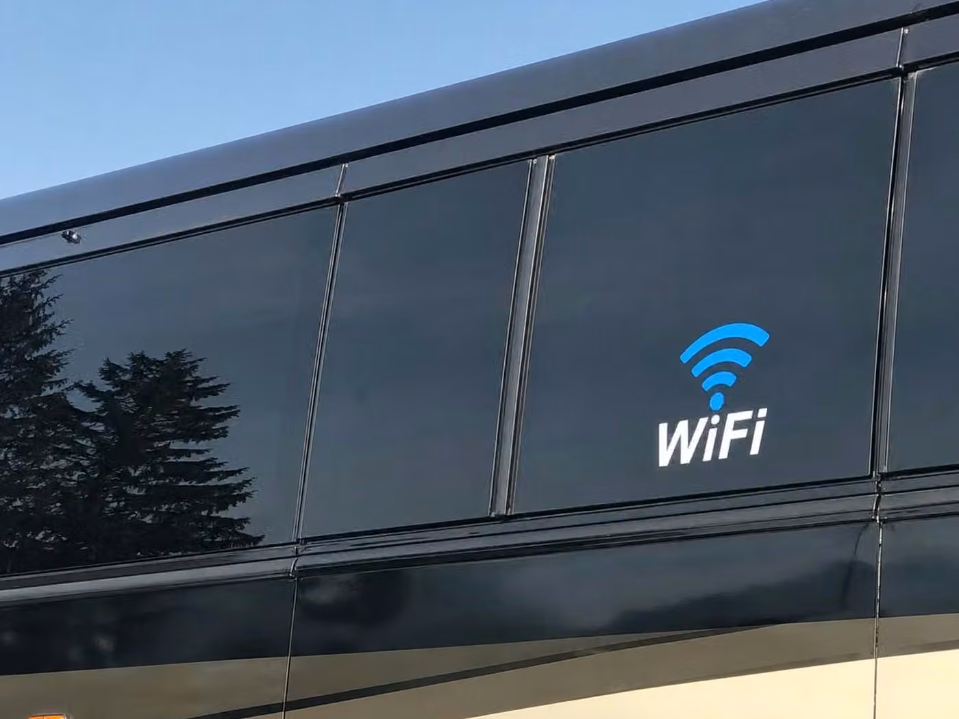 winter park 15 passenger minibus wifi