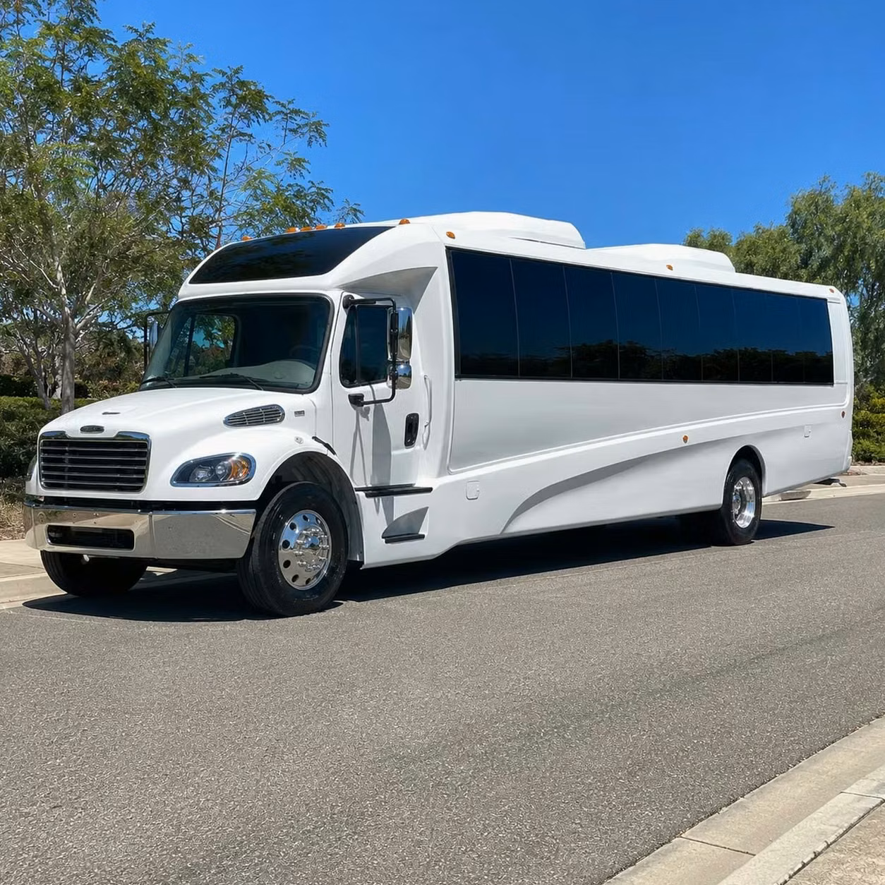 winter park 35 passenger minibus rental