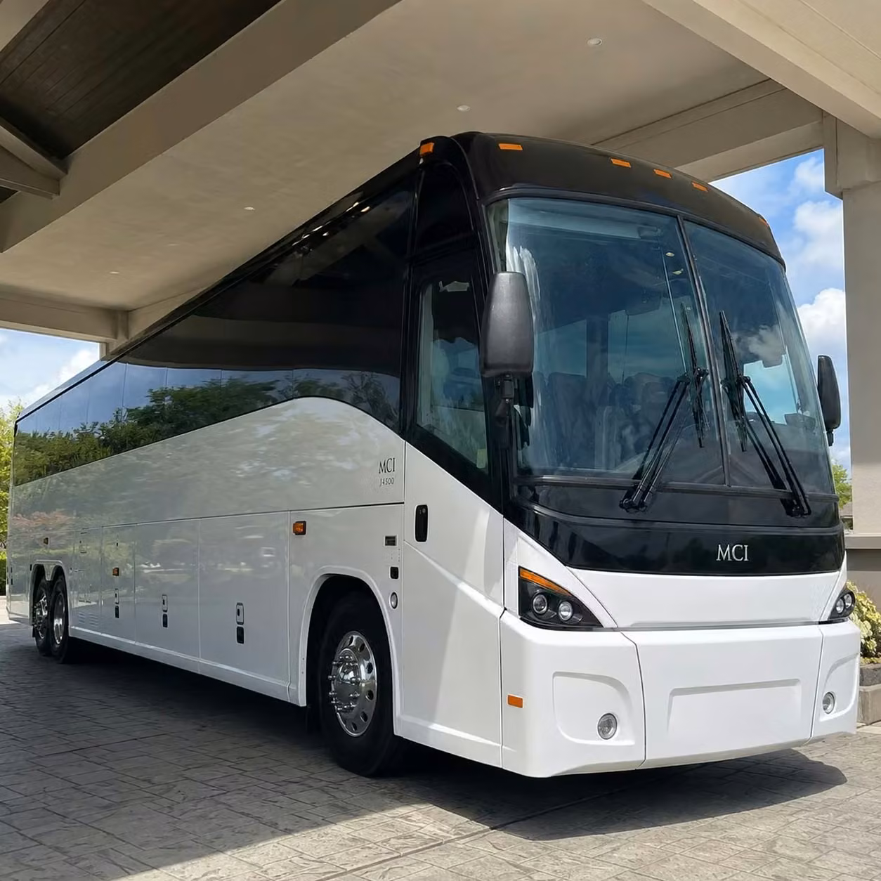 winter park bus rentals for military reunions and special events